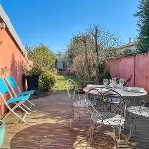 lisle-au-tresor-loft-darchitecte-avec-jardin.midi-pyreneeshotels.com/